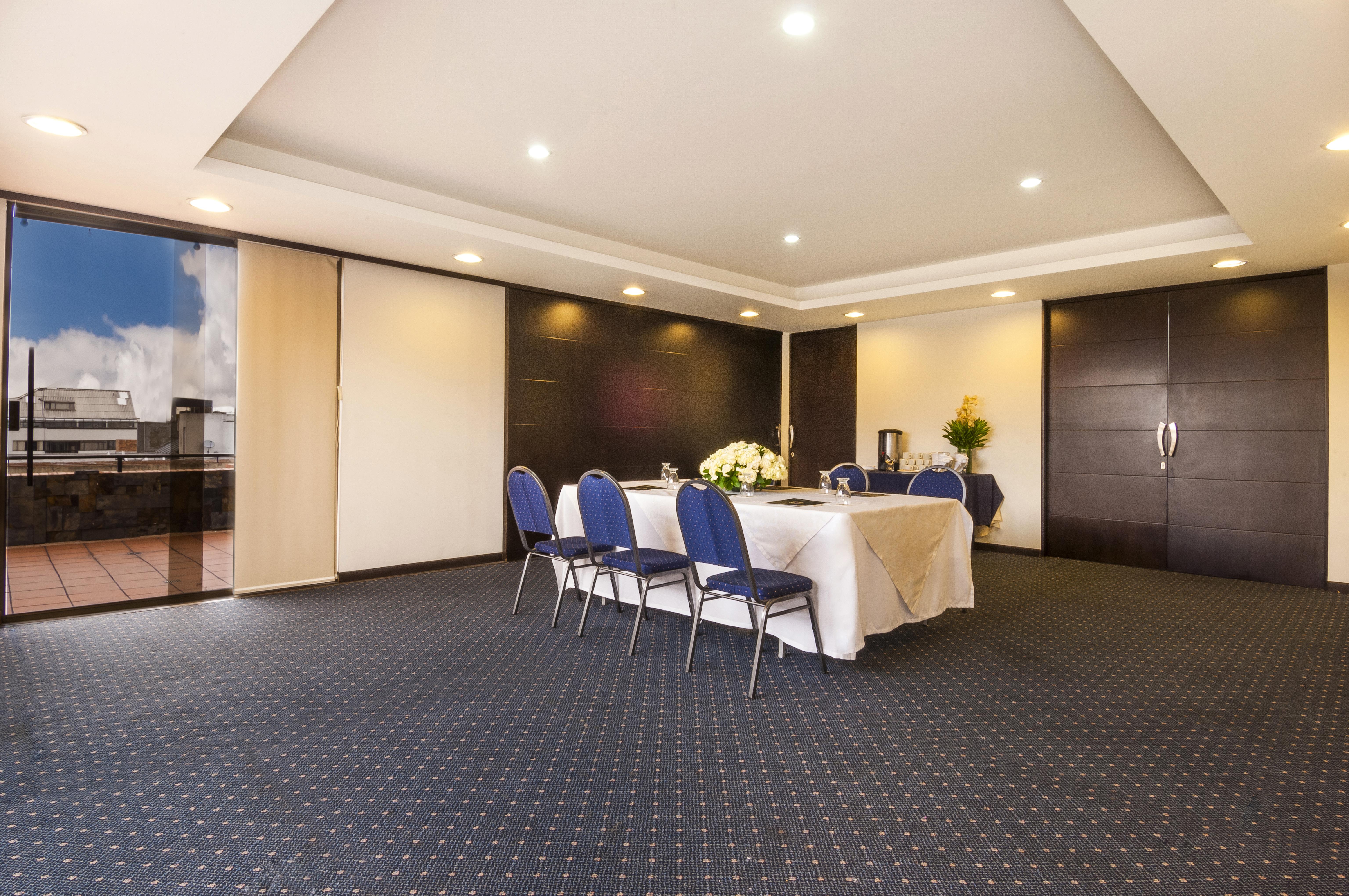 Hotel Egina Bogotá Zewnętrze zdjęcie