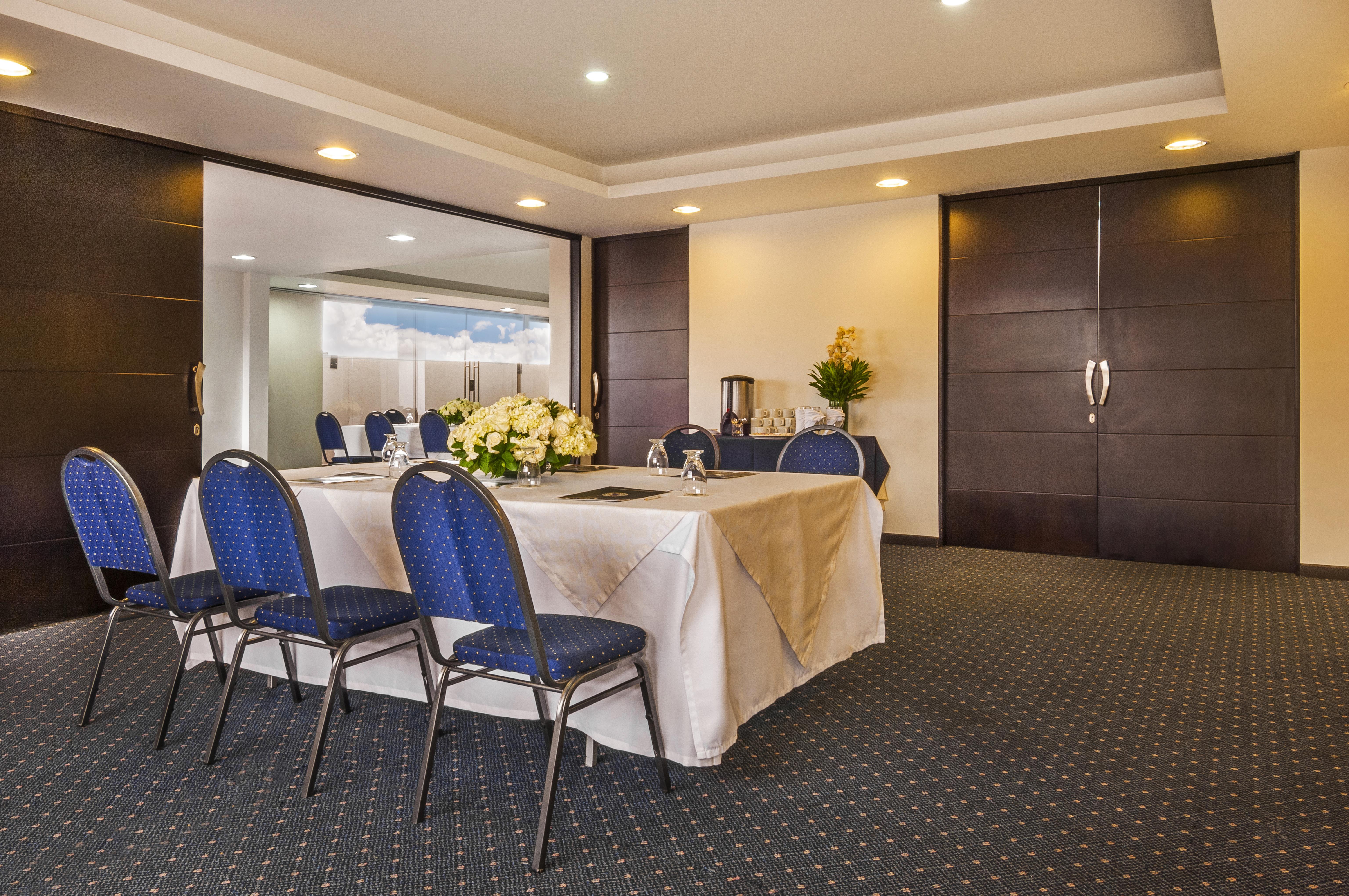 Hotel Egina Bogotá Zewnętrze zdjęcie