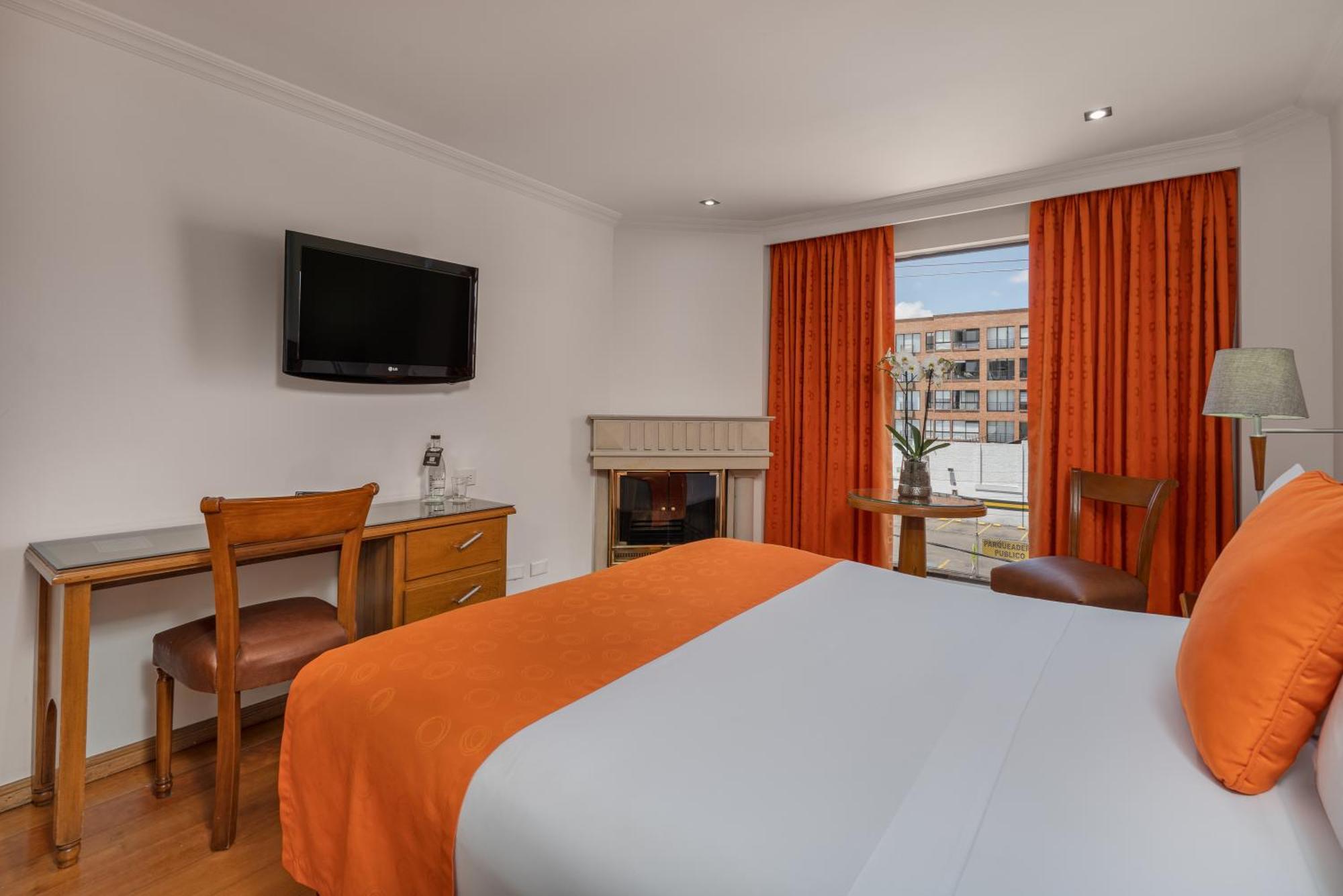 Hotel Egina Bogotá Zewnętrze zdjęcie