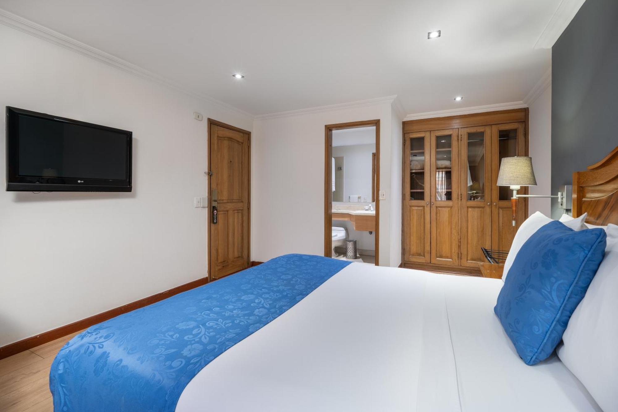 Hotel Egina Bogotá Zewnętrze zdjęcie